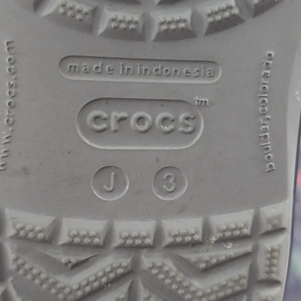 CROCS Kids Youth Gray Sandals Clogs Shoe Slip On Size 3